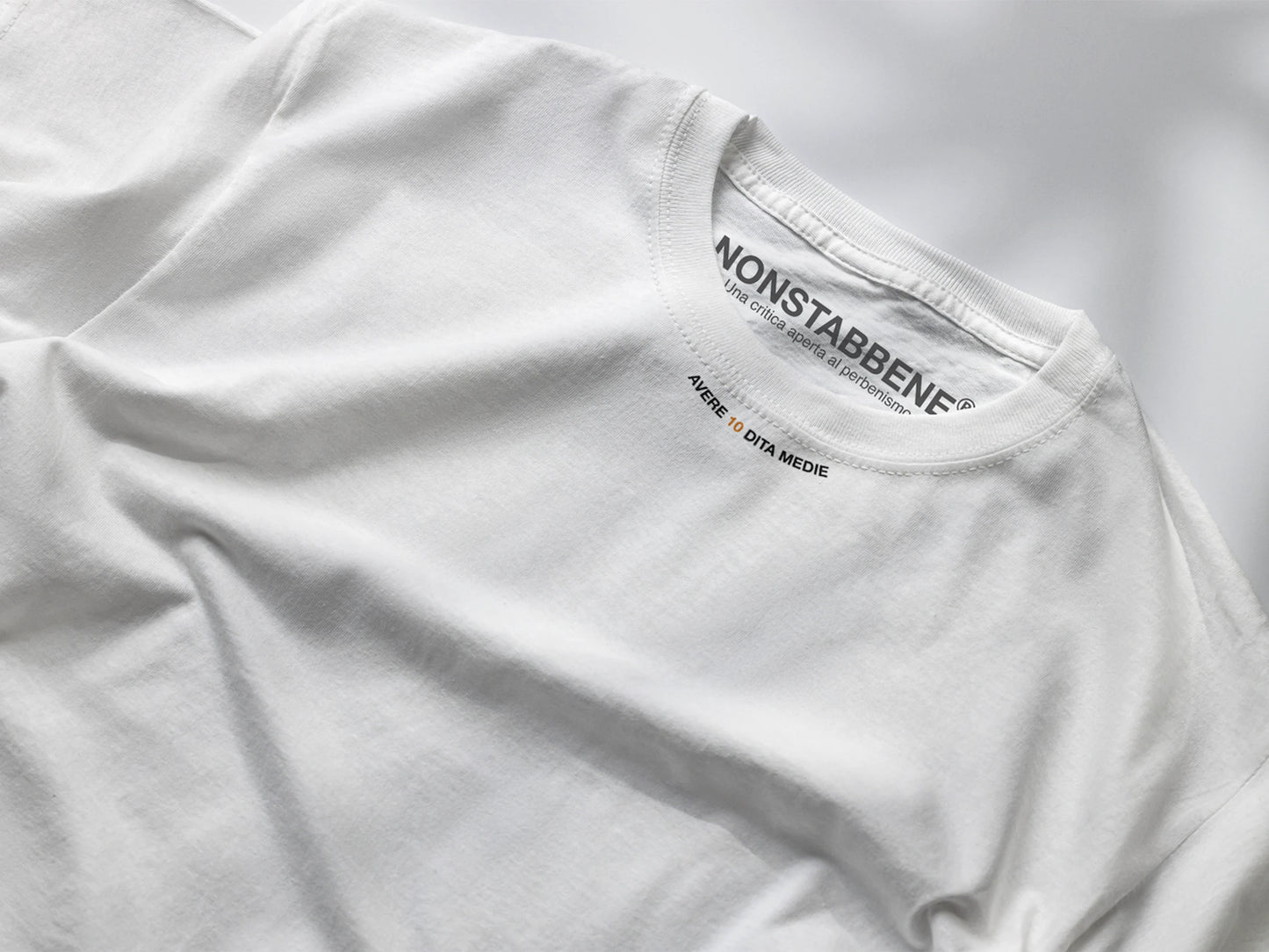 AVERE 10 DITA MEDIE • T-Shirt